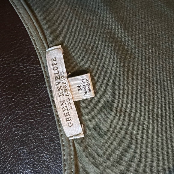 Green blouse - Picture 3 of 3